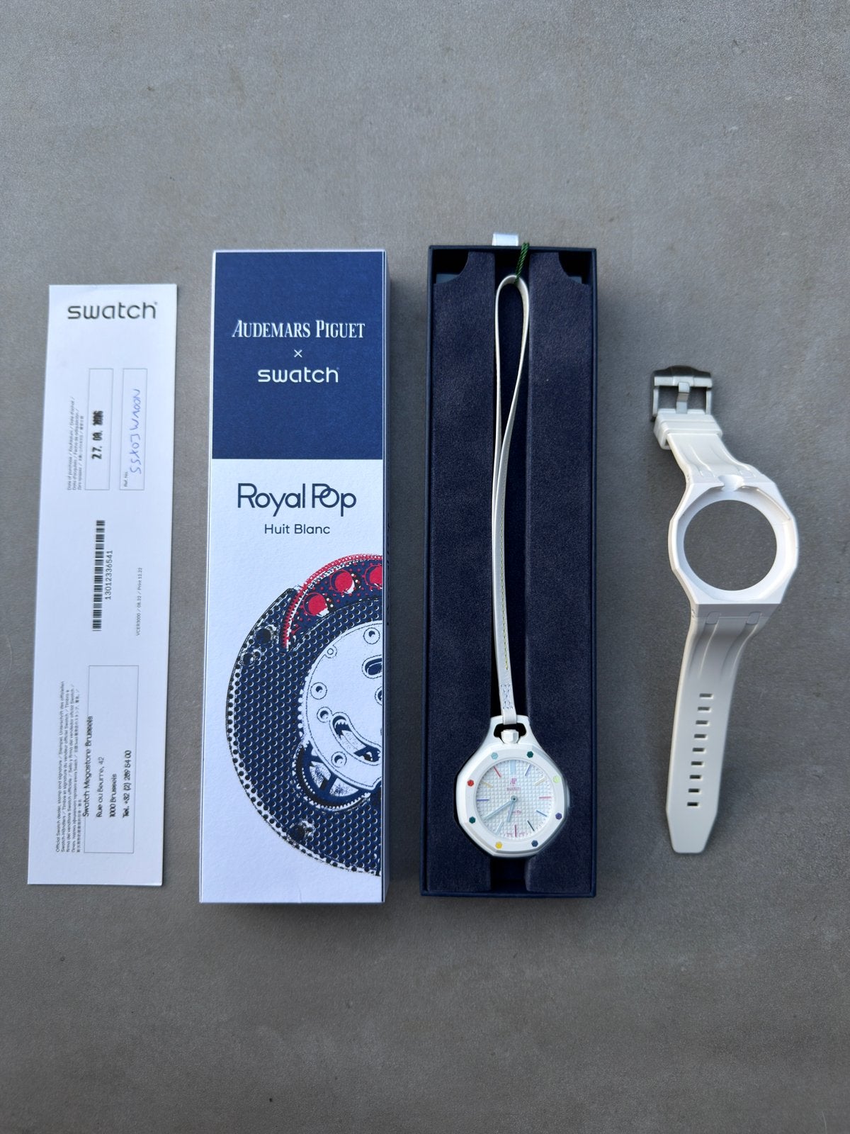 AP x Swatch Royal Pop Huit Blanc - Origineel, --, Nieuw, Ophalen of Verzenden, --