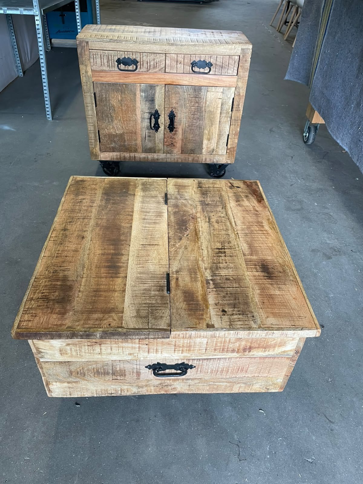 SALONTAFEL MANGOHOUT, Huis en Inrichting, 100 tot 150 cm, Zo goed als nieuw, Rechthoekig, 50 tot 100 cm