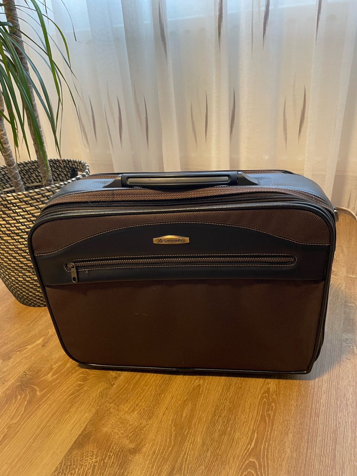 Samsonite reistas  bruin met schouderband, Sieraden, Tassen en Uiterlijk, Tassen | Reistassen en Weekendtassen, 40 tot 60 cm, Gebruikt