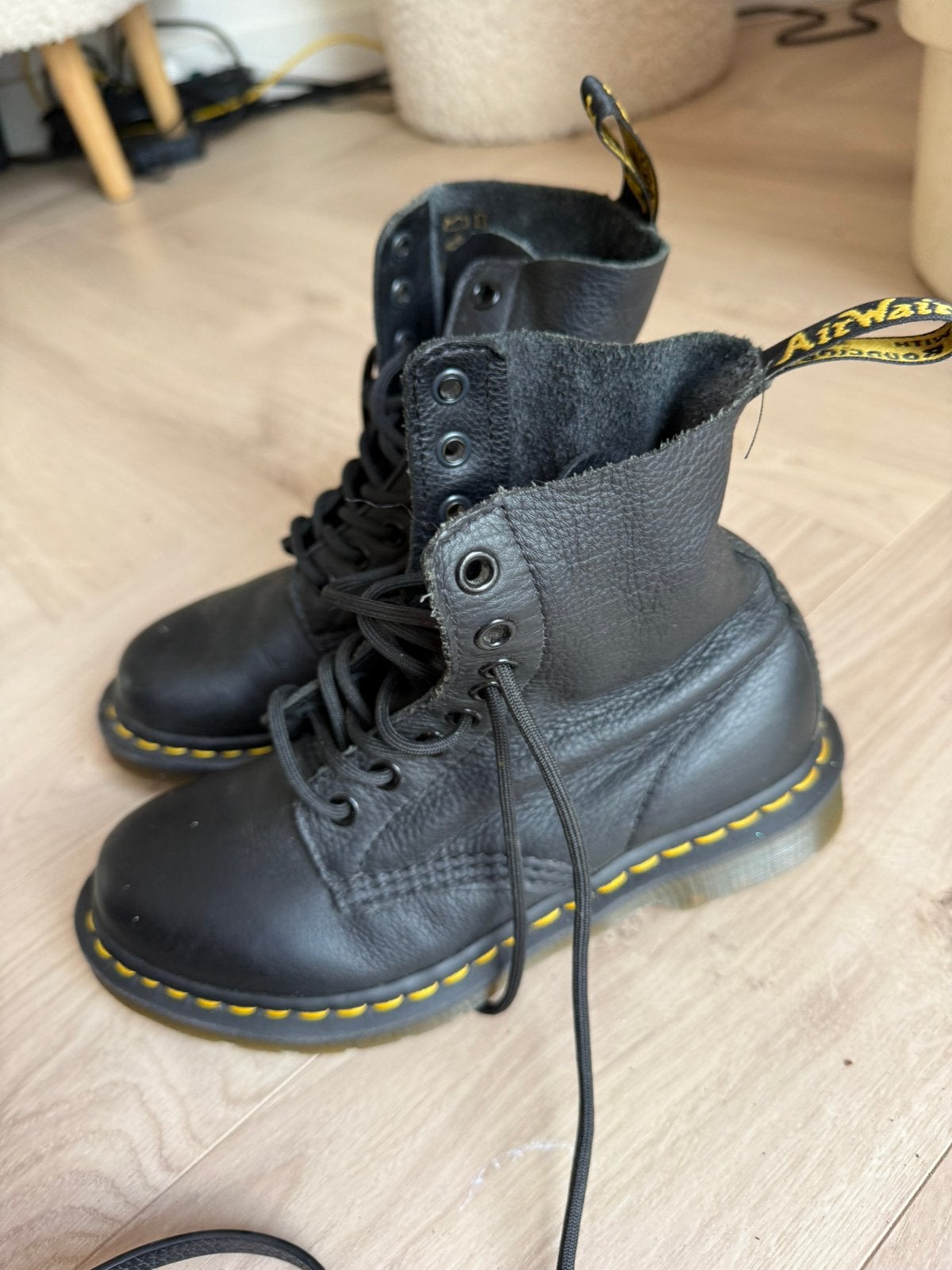 Dr. Martens maat 36 ZGAN, Ophalen of Verzenden, Zo goed als nieuw, Zwart