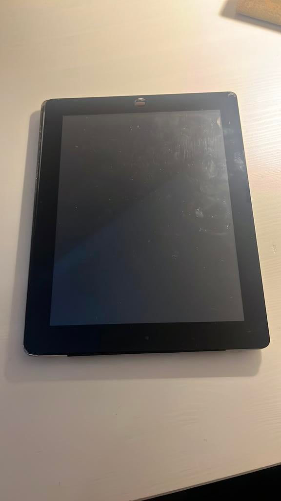 MOET WEG 2 iPads voor onderdelen  – defect, voor reparatie, Computers en Software, Apple iPads, 10 inch, 32 GB, Apple iPad, Zwart