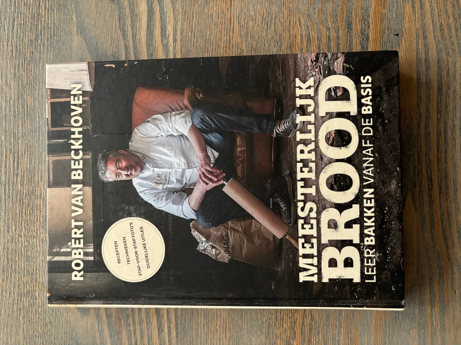 Meesterlijk Brood: Leer bakken vanaf de basis - Robert van B, Boeken, Verzenden, Zo goed als nieuw, Overige gebieden, Overige typen