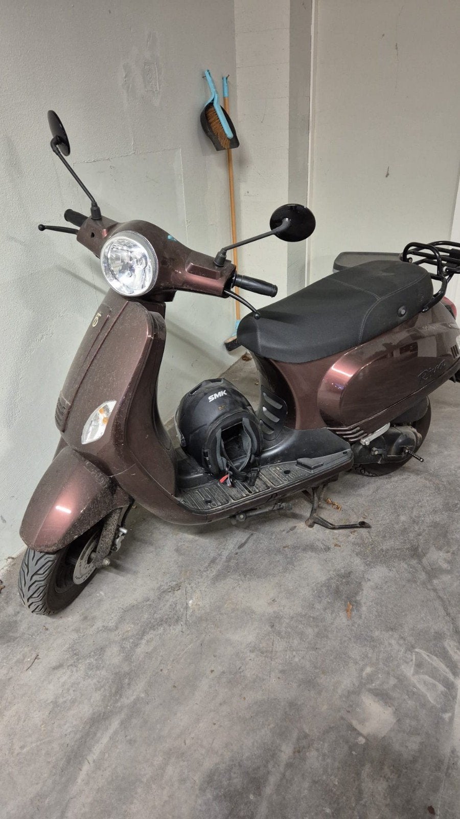 Riva scooter - Goed onderhouden, Fietsen en Brommers, Scooters | Vespa, Ophalen, Gebruikt, Overige modellen, Maximaal 45 km/u