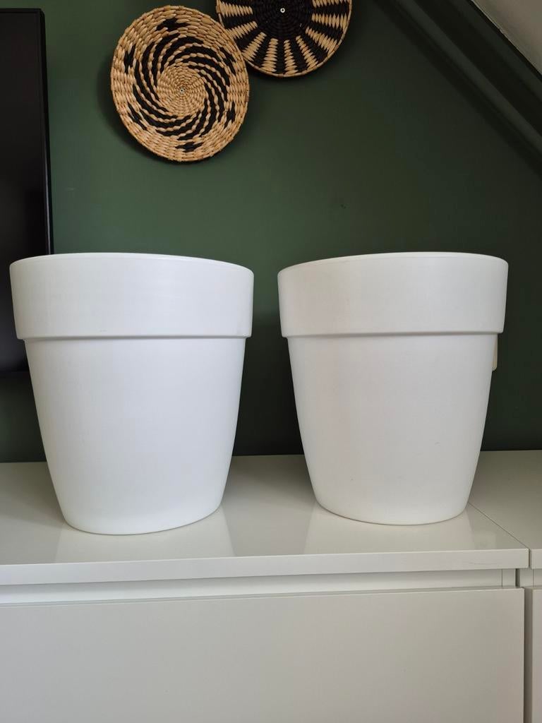 Set van 2 grote witte stenen potten, Tuin en Terras, Ophalen, Steen, Gebruikt, 40 cm of meer