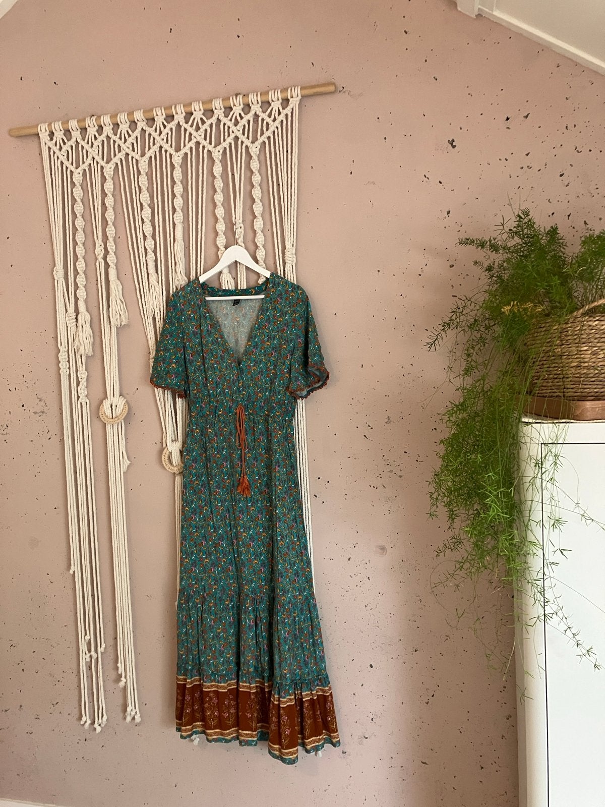 Emery Rose Maxi Jurk met Bloemenprint - Maat L, Kleding | Dames, Maat 38/40 (M), Verzenden, Zo goed als nieuw, Onder de knie
