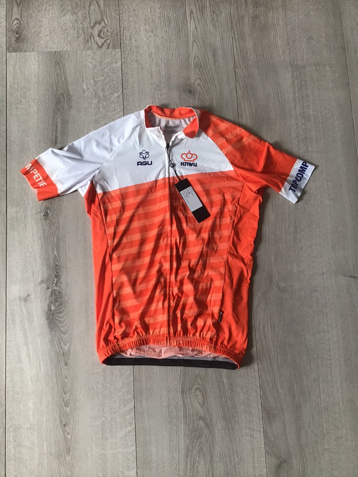 Nieuw Agu Topcompetitie KNWU fietsshirt meisje maat 152, Nieuw Agu Topcompetitie KNWU fietsshirt meisje maat 152, Nieuw, Ophalen of Verzenden