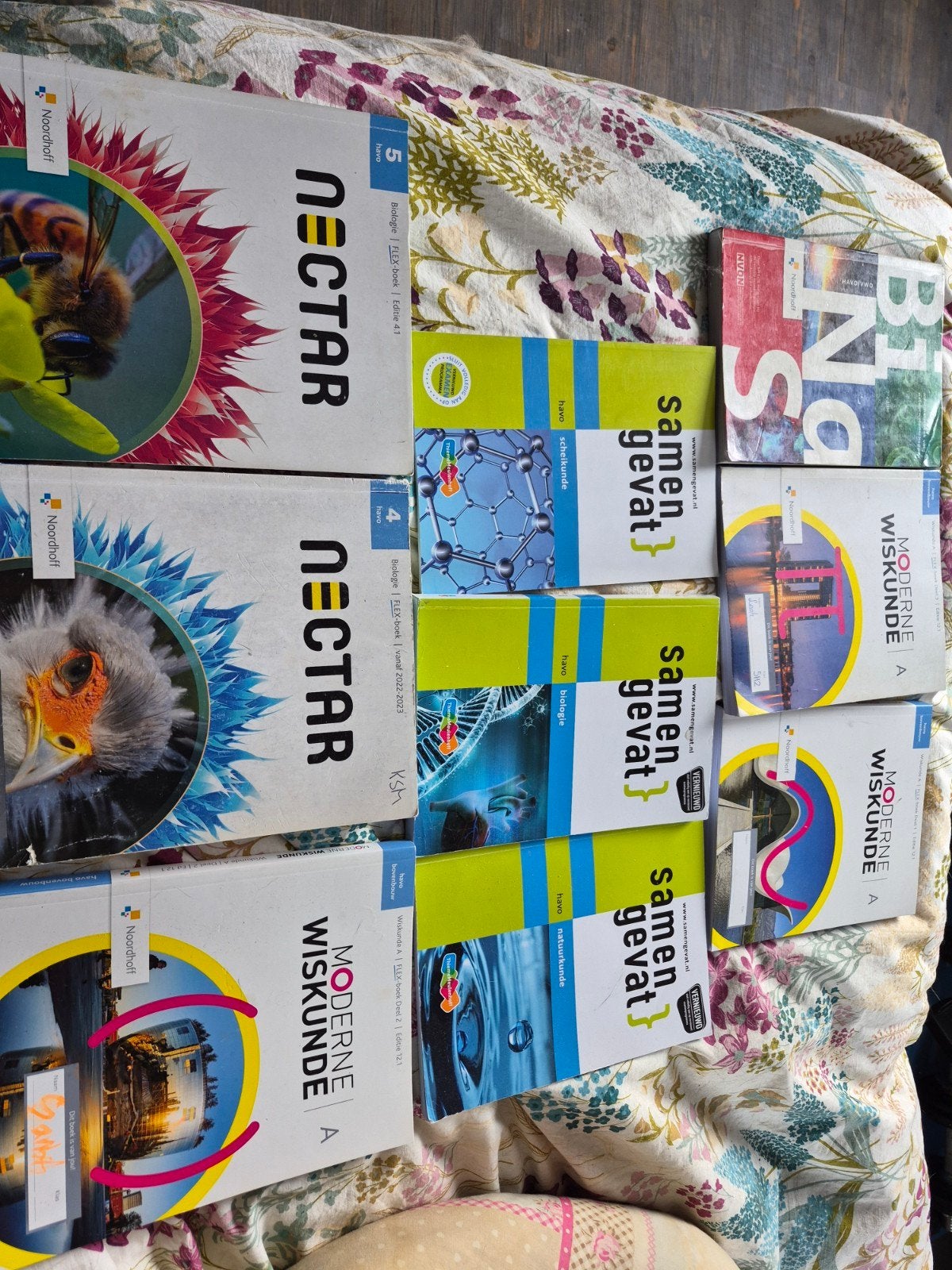 Nectar Biologie, Moderne Wiskunde A, Samengevat, Binas HAVO, Ophalen of Verzenden, Gelezen, HAVO, Biologie