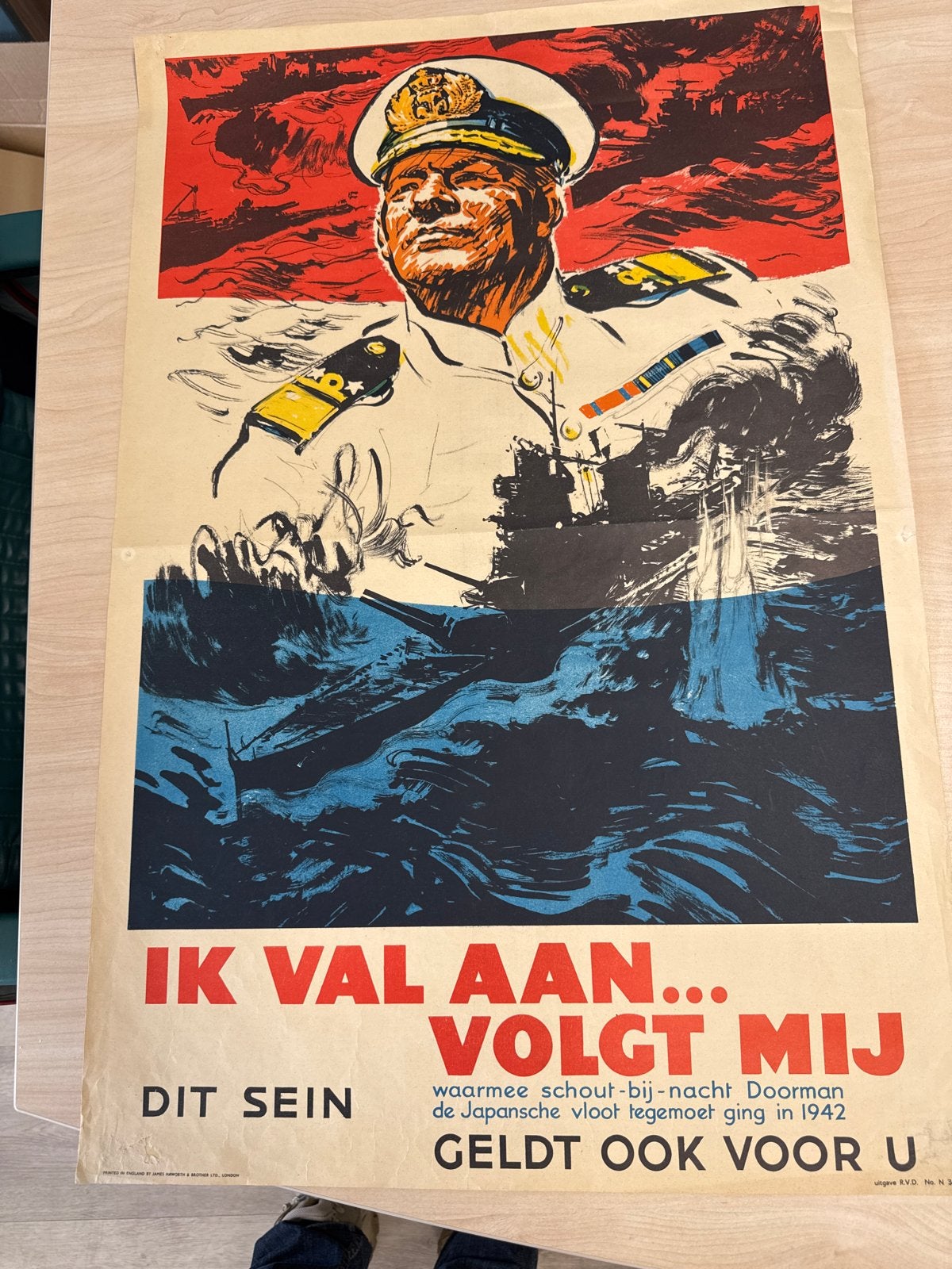 Vintage Oorlogsposter: Ik Val Aan... Volgt Mij (1942), Verzamelen, Ophalen of Verzenden, A1 t/m A3, Overige onderwerpen, Rechthoekig Staand