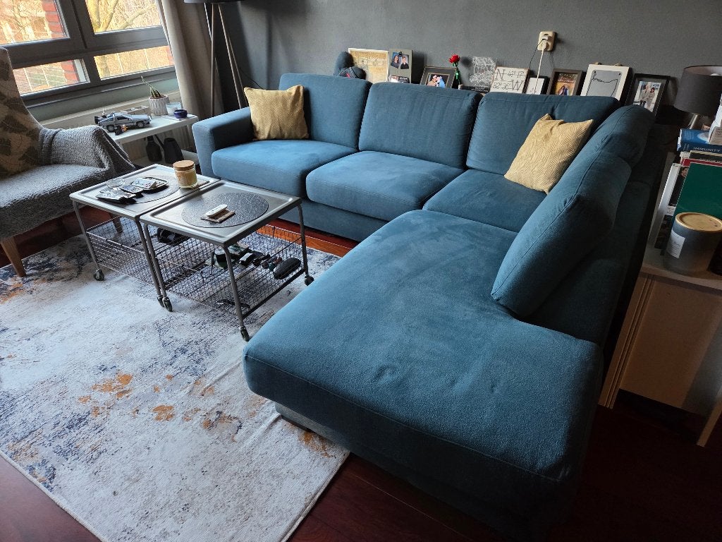 Large blue L-shaped sectional sofa with chaise, Huis en Inrichting, Banken | Sofa's en Chaises Longues, Ophalen, 250 tot 300 cm