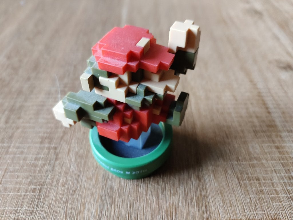 Nintendo Amiibo Super Mario 30th Anniversary 8-Bit Figuur, Ophalen of Verzenden, Nieuw, Wii, Overige controllers