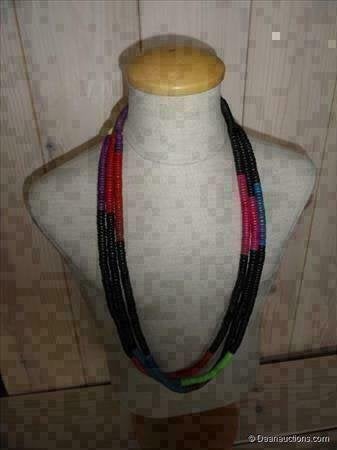 Lange ketting Manouk zwart en kleurtjes, nieuw., Ophalen of Verzenden, Nieuw, Zwart