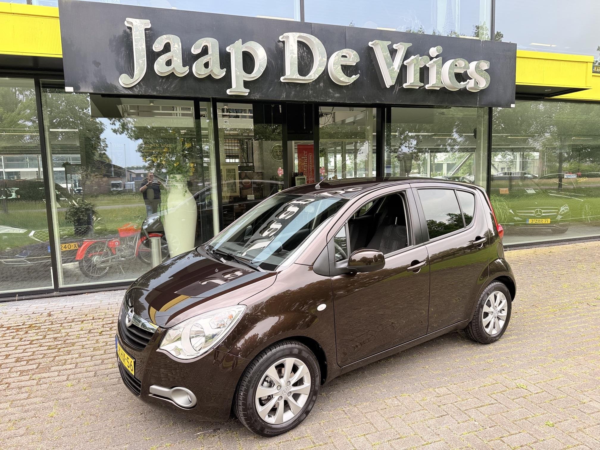 Opel Agila 1.2 Edition, Auto's, Stof, Gebruikt, 4 cilinders, Bruin
