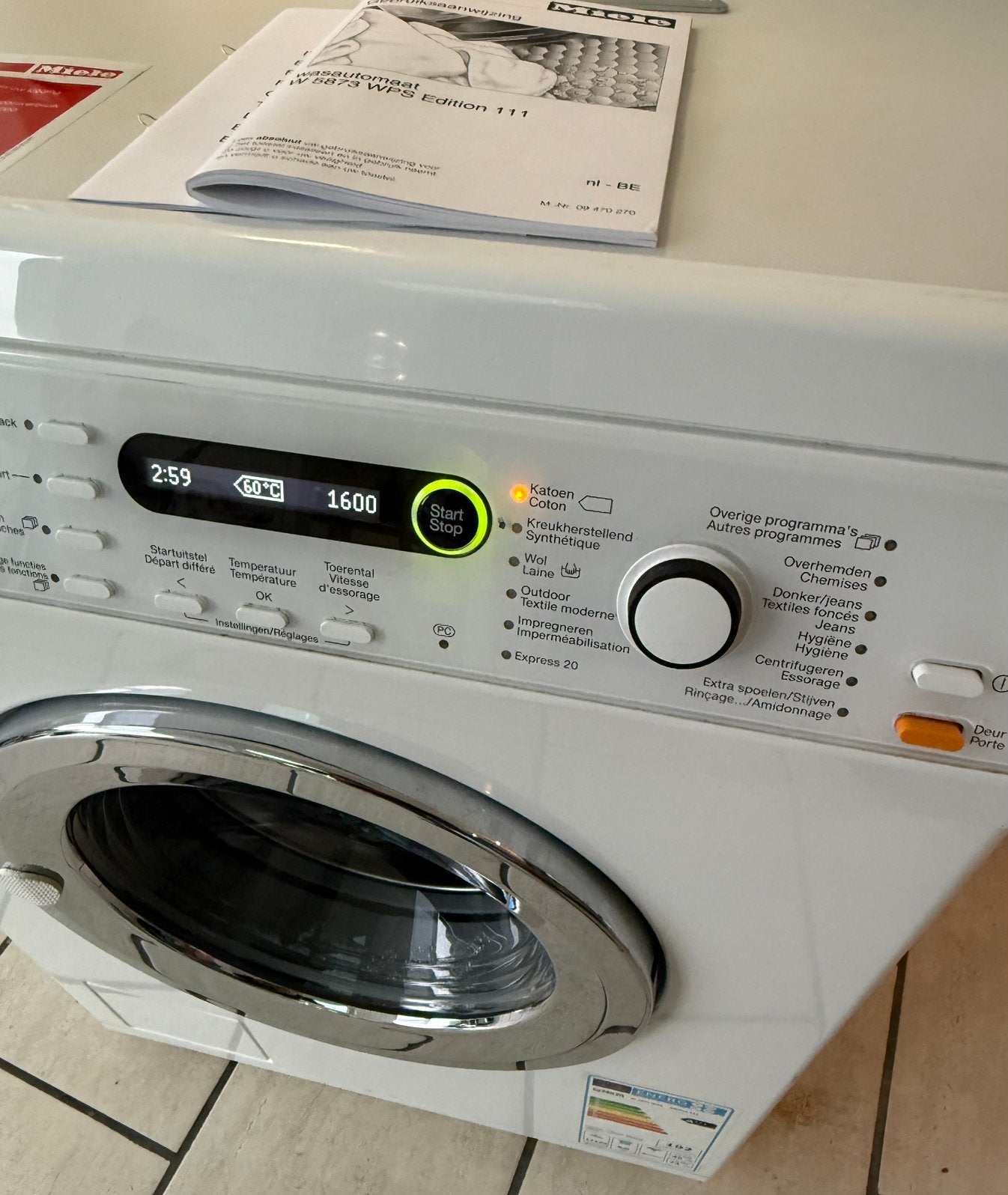 Foto 7 van Miele 8Kilo-1600toeren A+++ energieverbruik in topstaat