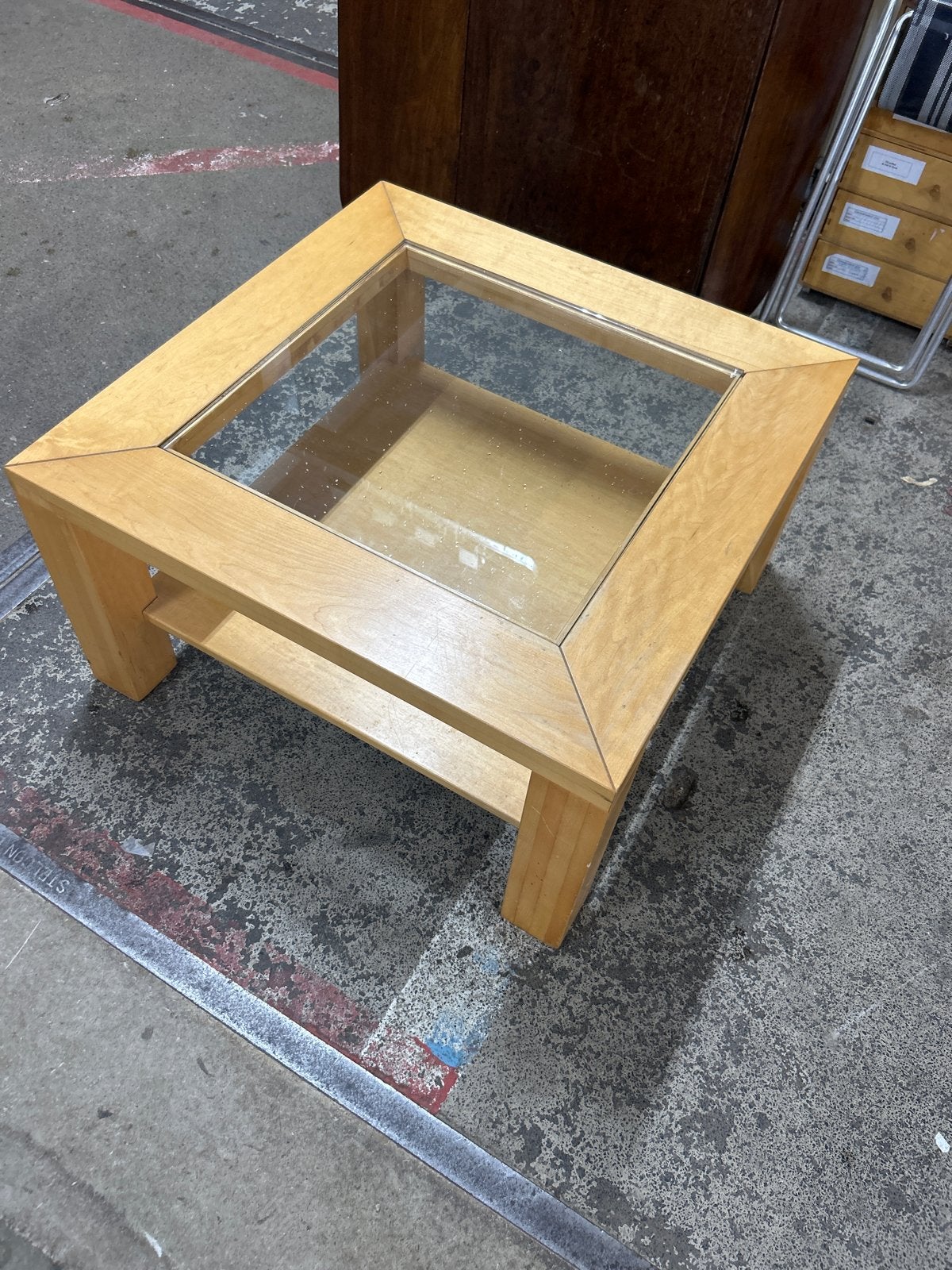 Houten salontafel met glazen blad - 73x73x40 cm, Ophalen, Gebruikt, Vierkant, 50 tot 100 cm