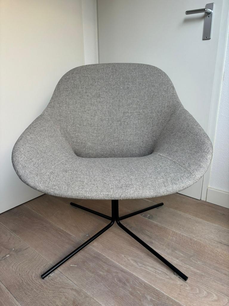 Artifort Beso Lounge Fauteuil, Huis en Inrichting, Ophalen, 75 tot 100 cm, Zo goed als nieuw, Stof