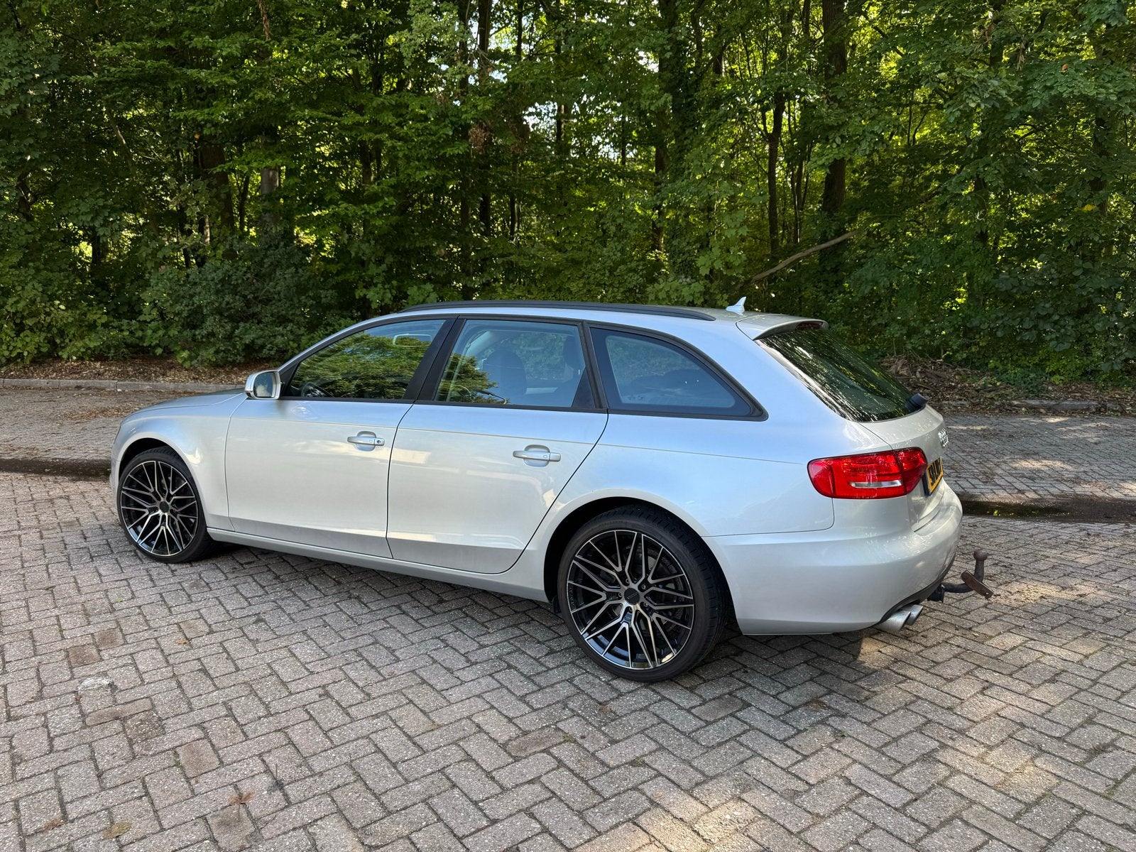 Audi A4 1.8 TFSI 88KW Avant 2010 Grijs, Voorwielaandrijving, Euro 5, Stof, Zwart