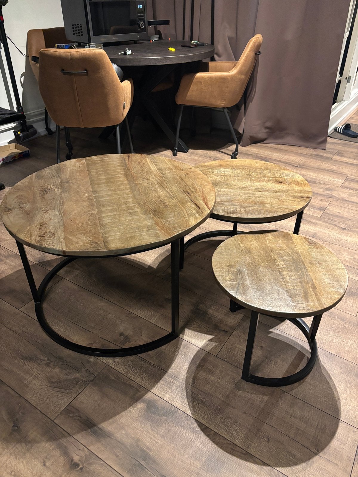 Set van 3 ronde salontafels van mangohout en metaal, Minder dan 45 cm, Rond, Ophalen of Verzenden, Zo goed als nieuw