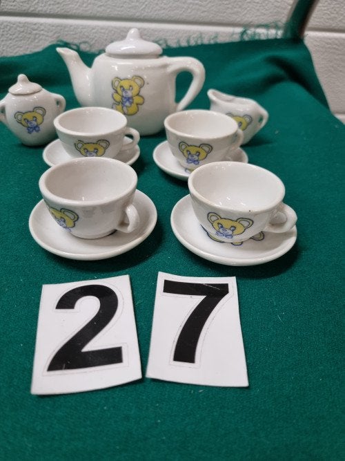 mini servies met beertje geel, Ophalen of Verzenden