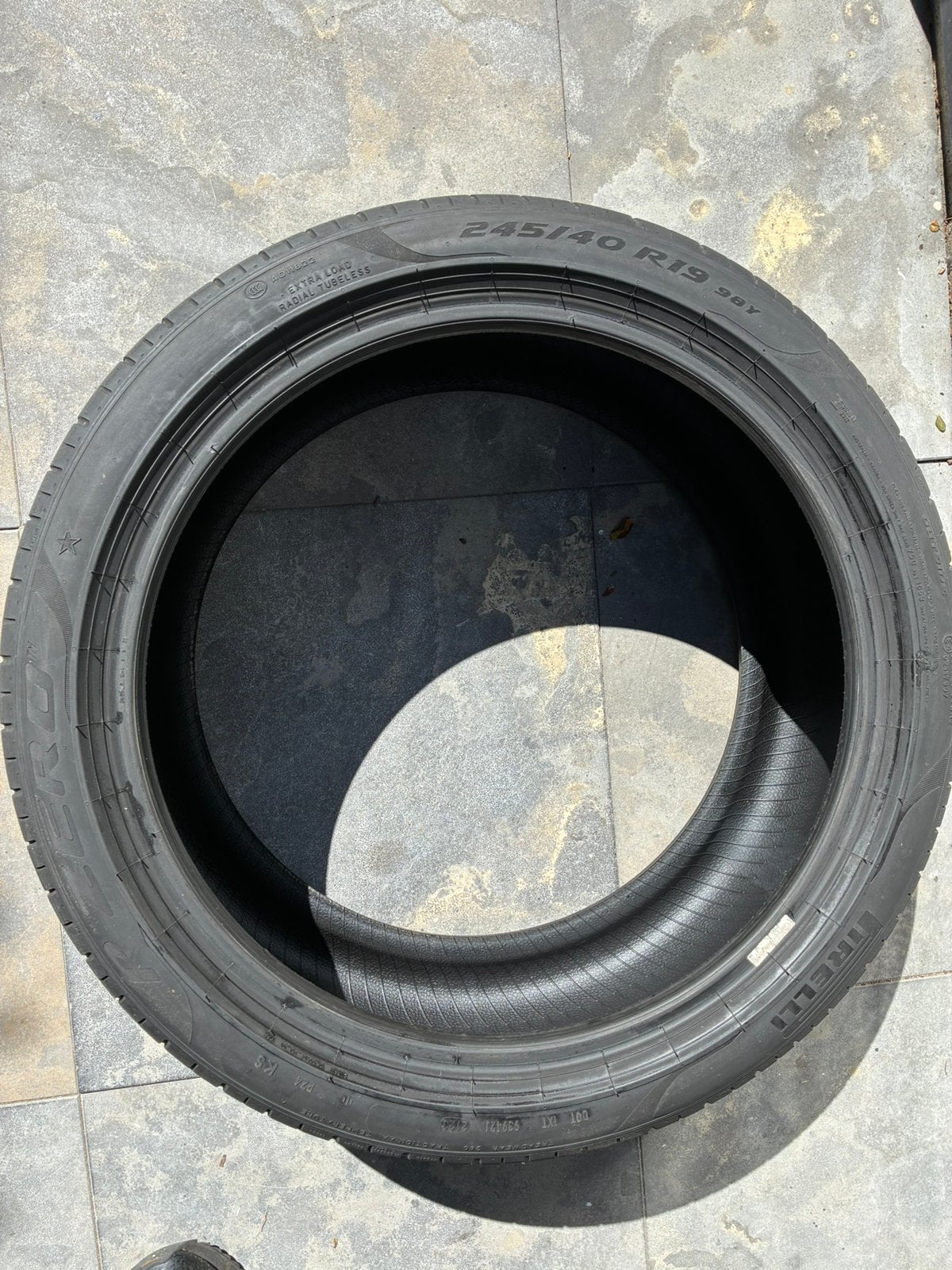 2 autobanden Pirelli P Zero 245-40-R19 98Y, Auto-onderdelen, Banden en Velgen, 245 mm, Band(en), Zomerbanden, Ophalen