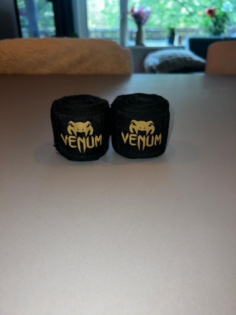 Venum handwraps - Zwart/Goud, Verzenden, Gebruikt, Overige, Vechtsportbescherming