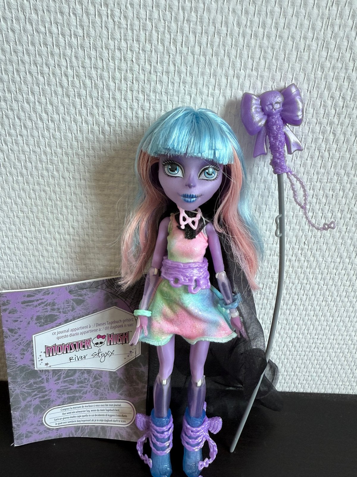 Monster high pop River Styxx, Verzamelen, Poppen, Ophalen of Verzenden, Zo goed als nieuw, Pop