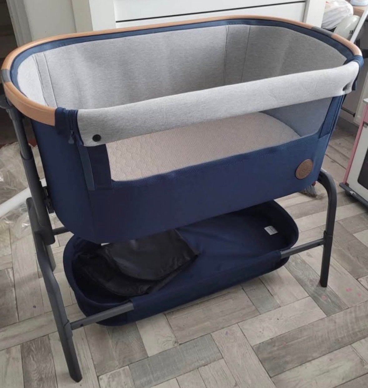 Maxi Cosi Iora Essential Blue Co-sleeper, Ophalen, Zo goed als nieuw, Wieg
