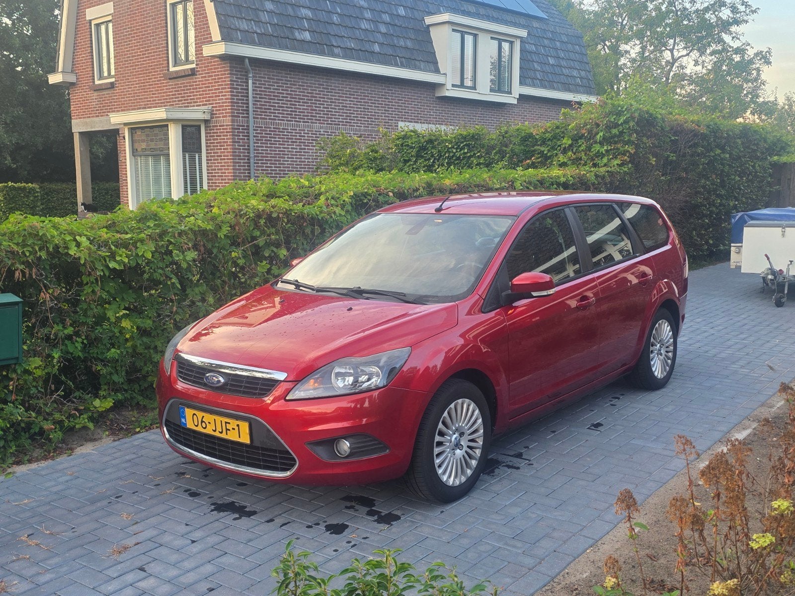Ford Focus wagon 1.6 16V Titanium, Auto's, 1596 cc, 15 km/l, 4 cilinders, 635 kg