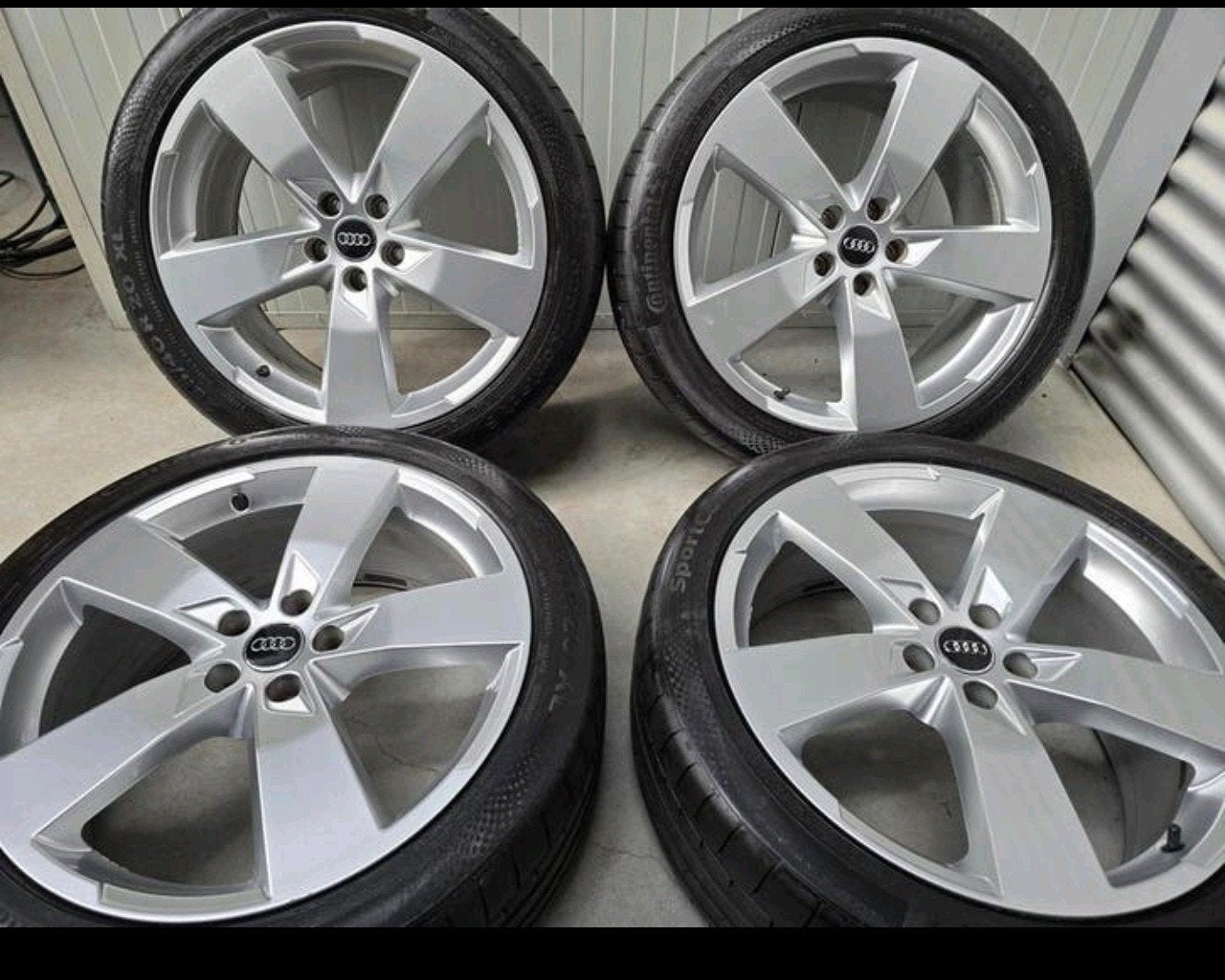 20 inch s line velgen met Pirelli banden 5.5 mm profiel., Auto-onderdelen, Banden en Velgen, Ophalen, Gebruikt, 255 mm, Personenwagen