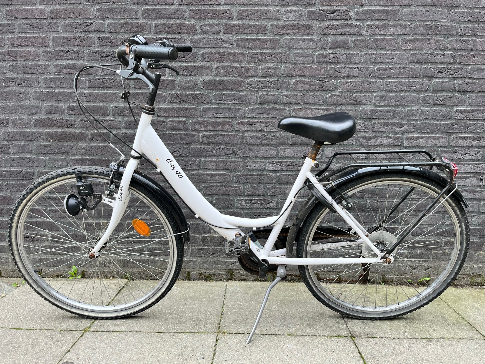 26 inch meisjesfiets met 7 versnellingen en verlichting, Ophalen of Verzenden, Gebruikt, 26 inch of meer, Versnellingen
