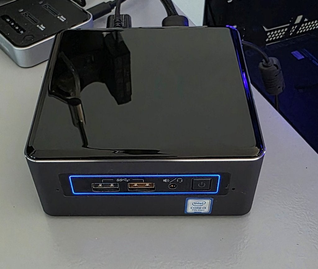 Intel NUC Mini PC, 1TB SSD (nvme) 16 Gb Geheugen., Computers en Software, Ophalen, 2 tot 3 Ghz, 8 GB, Intel