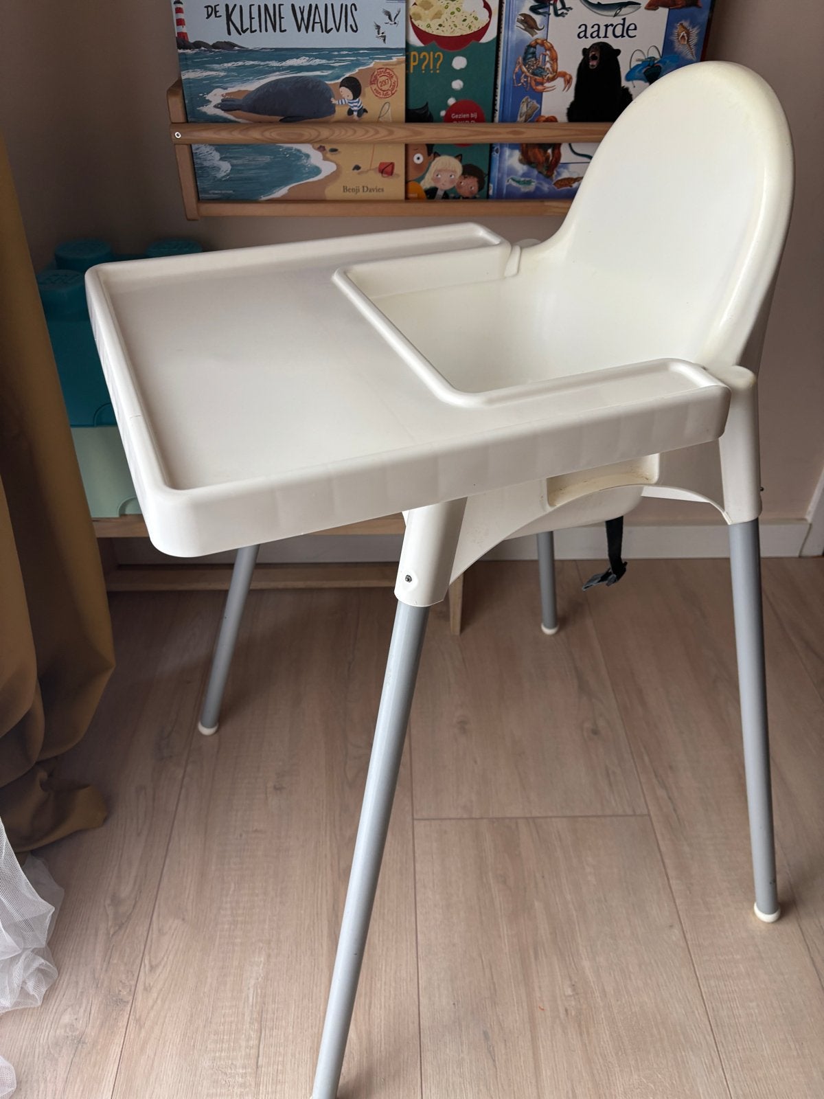 IKEA Antilop kinderstoel met veiligheidsriempje, Kinderen en Baby's, Ophalen, Gebruikt, Overige typen, Afneembaar eetblad