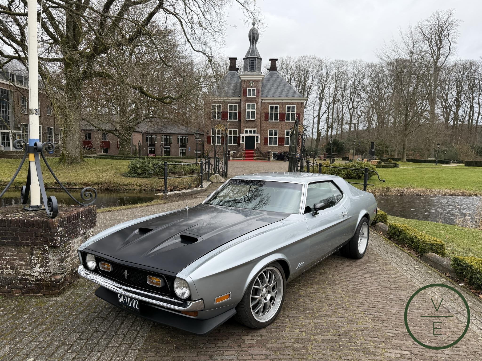 Ford Mustang Grande 5.7 B8 Mach l Sport | Zeer Nette Staat |, Auto's, Automaat, Gebruikt, 4 stoelen, 286 pk