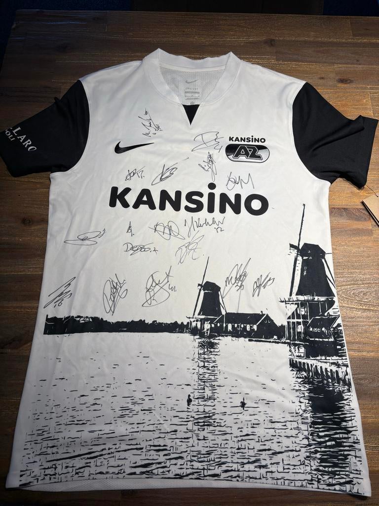 AZ shirt 2024-2025 gesigneerd door selectie, Ophalen of Verzenden, Nieuw, Maat 48/50 (M)