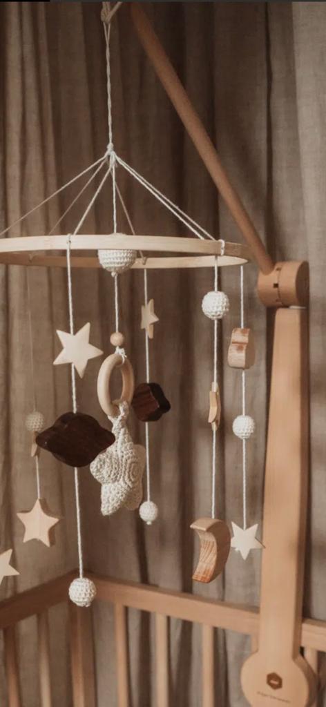 Hippe schommels standaard voor baby bed/box, Ophalen of Verzenden, Zo goed als nieuw, Overige typen