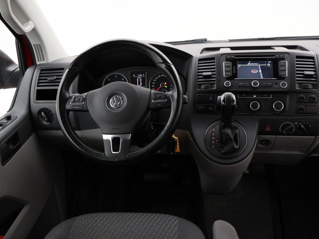Volkswagen Transporter Kombi 2.0 TDI 140 PK DSG AUT. 8-PERS., Auto's, Volkswagen, Euro 5, Stof, Gebruikt, 241 €/maand