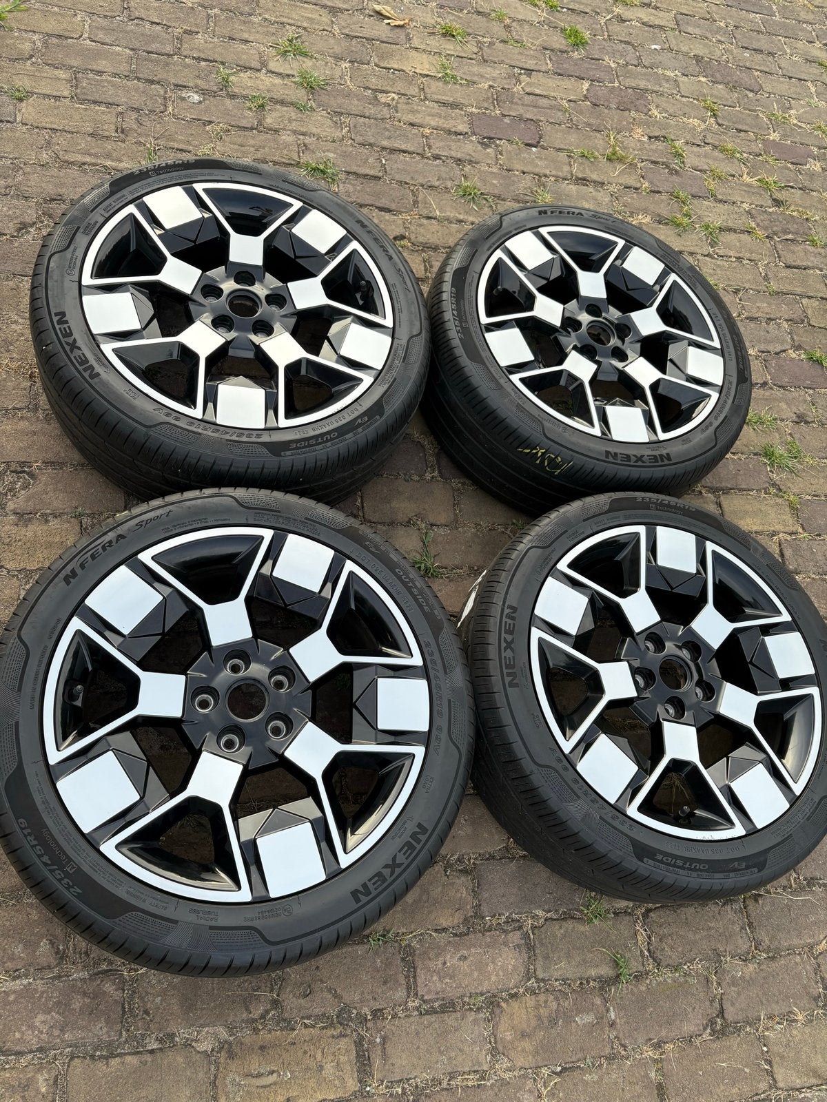 Hyundai Kona EV 19 inch velgen 5x114,3 modellen vanaf 2024, Gebruikt, Banden en Velgen, 235 mm, Personenwagen