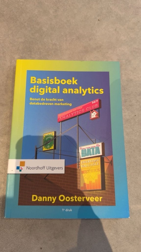Basisboek digital analytics, Ophalen of Verzenden, Zo goed als nieuw, Economie en Marketing, Noordhoff Uitgevers