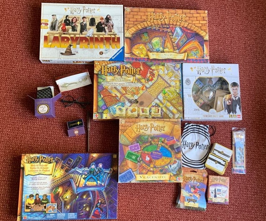 Harry Potter spellen merchandise oa stropdas sleutelhanger, Ophalen of Verzenden, Zo goed als nieuw