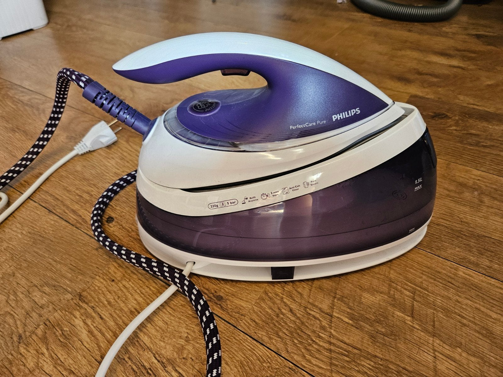 Philips PerfectCare Pure Stoomgenerator Strijkijzer, Ophalen of Verzenden, Zo goed als nieuw, Strijkijzer met snoer