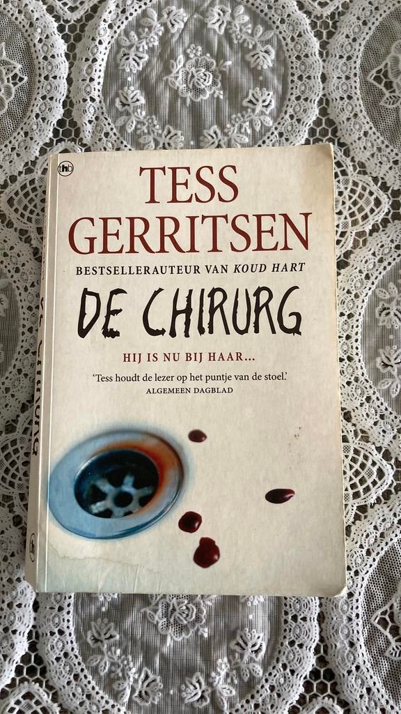 De Chirurg Tess Gerritsen., Boeken, Ophalen of Verzenden, Gelezen, Nederland
