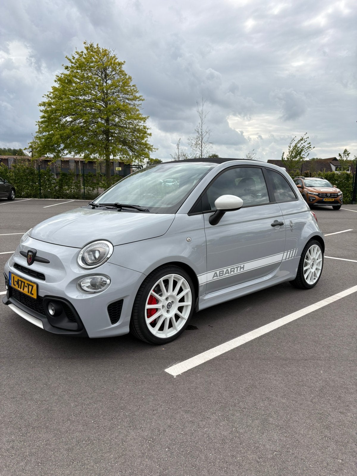 Abarth 595 Esseesse cabrio automaat  2019 met alarmsysteem, Auto's, Fiat, Benzine, Hatchback, Automaat, Geïmporteerd, Zilver of Grijs