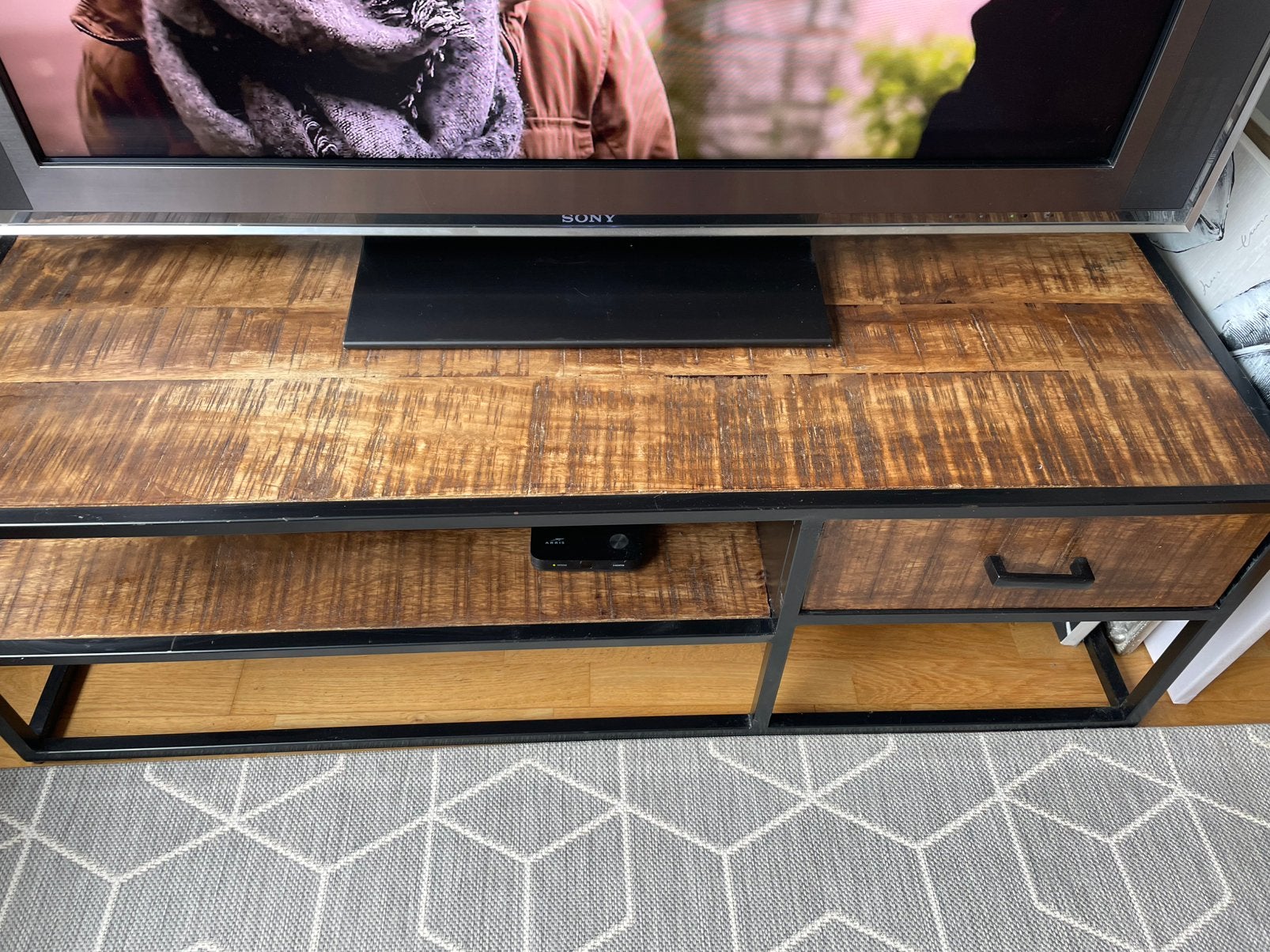 Mangohouten salon tafel., Ophalen, Gebruikt