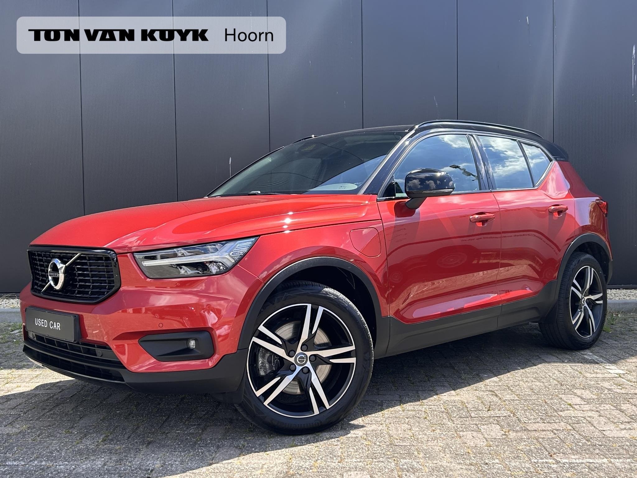 Volvo XC40 1.5 T4 Recharge R-Design Expression Adaptieve cru, Stof, Euro 6, Plug-in hybride, Hybride Elektrisch/Benzine