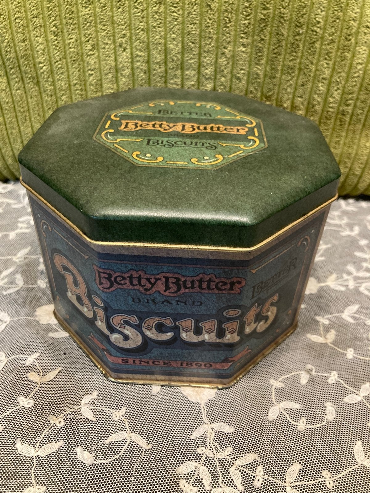 Engels blik Betty Butter (060826c), Verzamelen, Blikken, Ophalen of Verzenden, Gebruikt, Koek(jes)