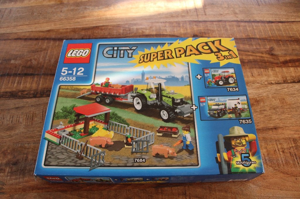 LEGO City, Pig Farm & Tractor, nr 7684. Nieuw, City, Lego, Nieuw, Ophalen of Verzenden