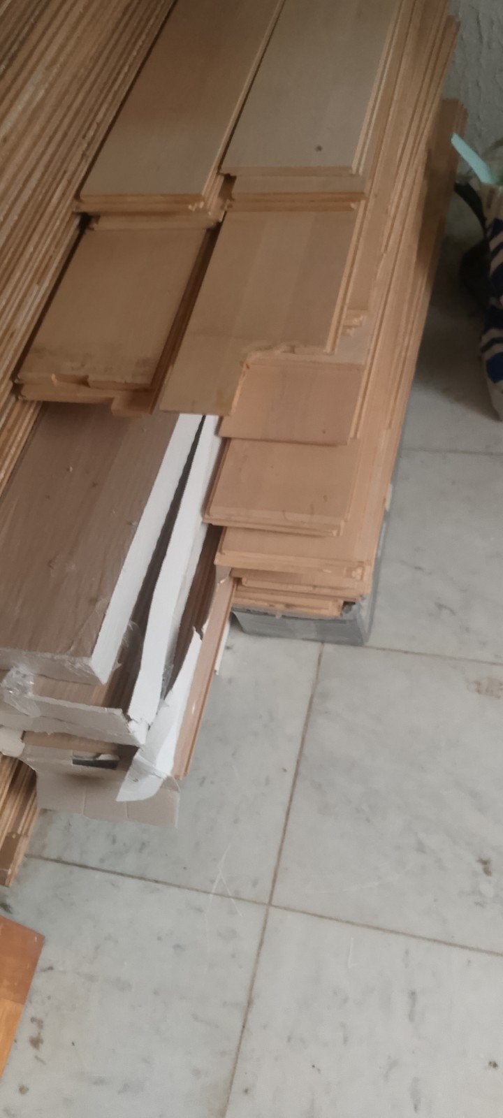 Restant laminaat, Ophalen, 50 tot 150 cm, Minder dan 5 m², 10 tot 30 cm