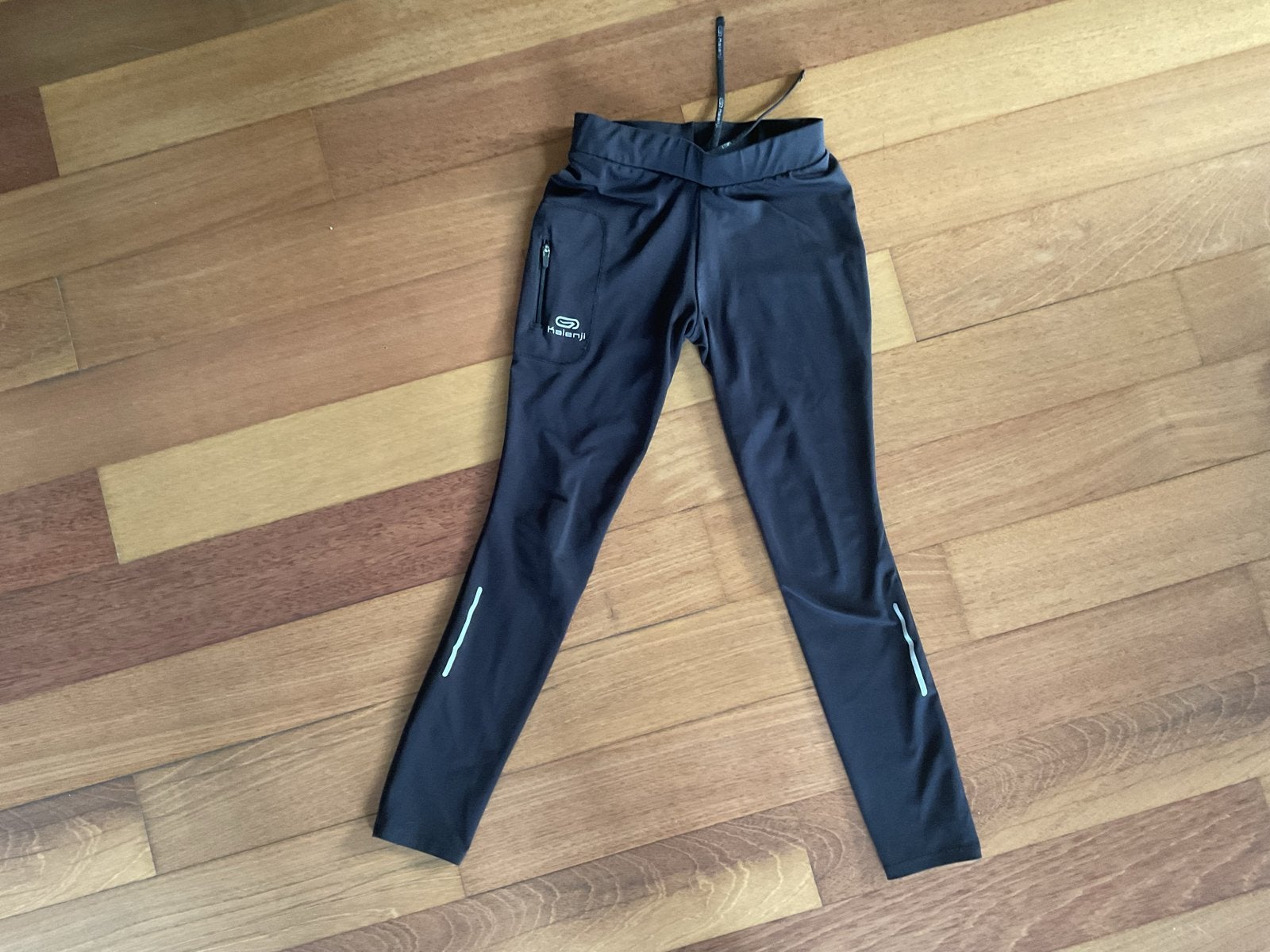 Kalenji hardloopbroek - Maat 116 - 122, Ophalen, Zo goed als nieuw, Jongen of Meisje, Broek