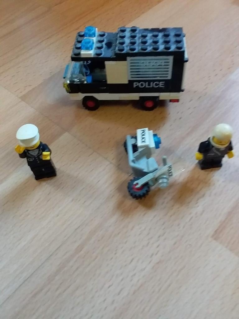 lego nr 6684 politie bus met motor, Kinderen en Baby's, Speelgoed | Duplo en Lego, Inclusief minifiguren, Gebruikt, Overige thema's