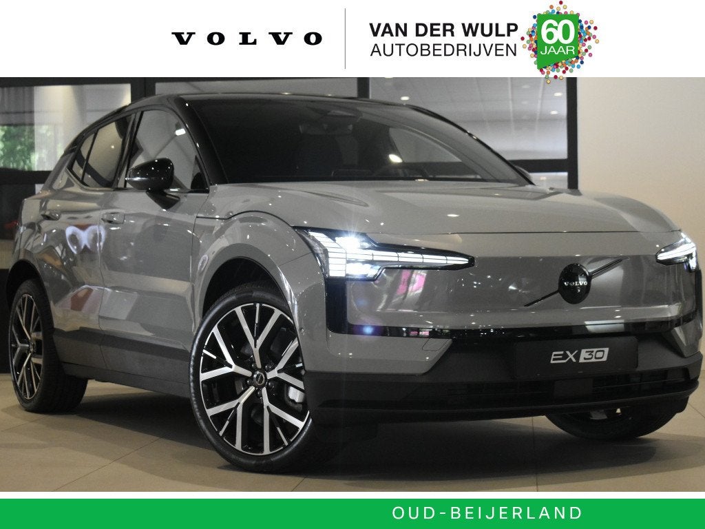 Volvo EX30 P8 AWD Ultra Black Edition Europa 428pk/69kWh | 2