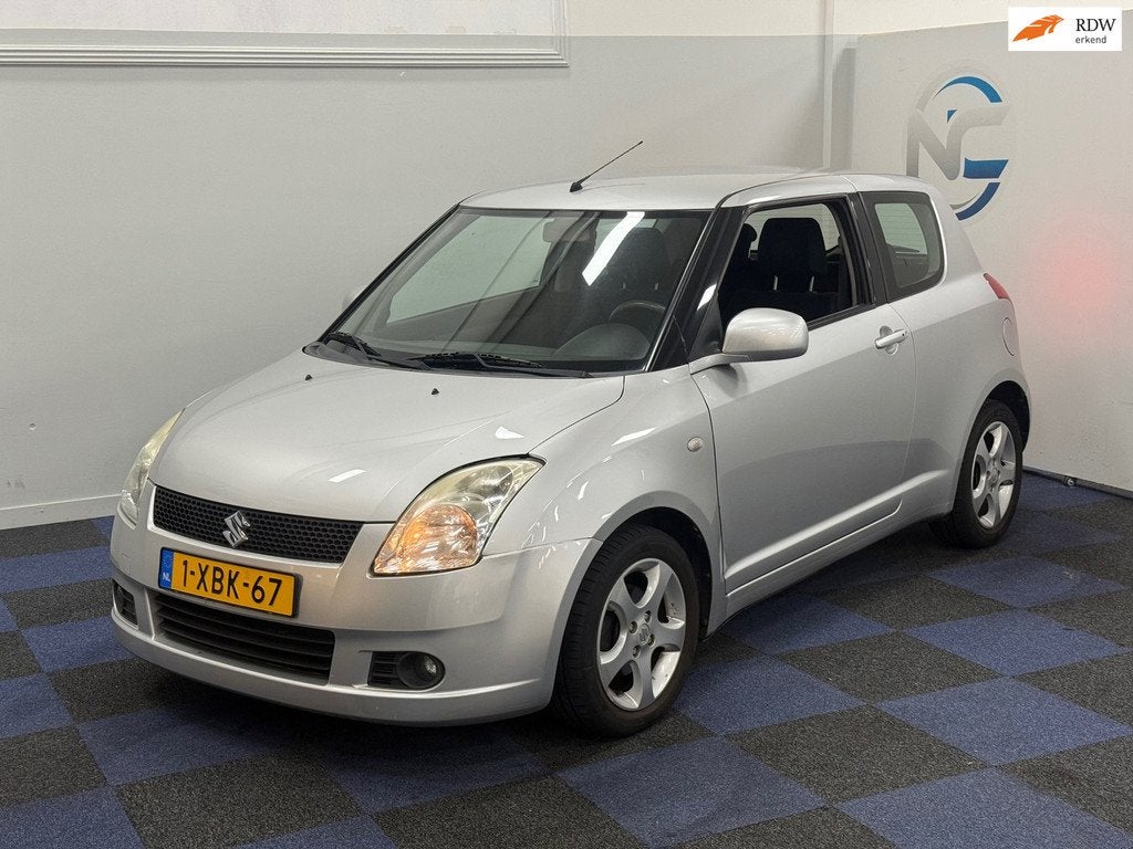 Suzuki Swift 1.3 Comfort / AIRCO / RIJDT SCHAKELT GOED / NET, Gebruikt, 31 €/maand, 400 kg, Elektrische ramen